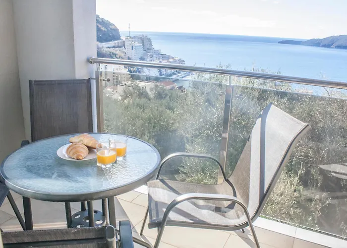 Olive Hill Apartment